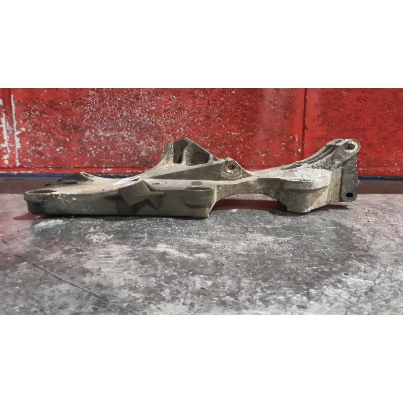 Recambio de soporte alternador para seat altea xl (5p5)  | 0.06 - ...  | 0.06 - ... referencia OEM IAM 03G903113A  