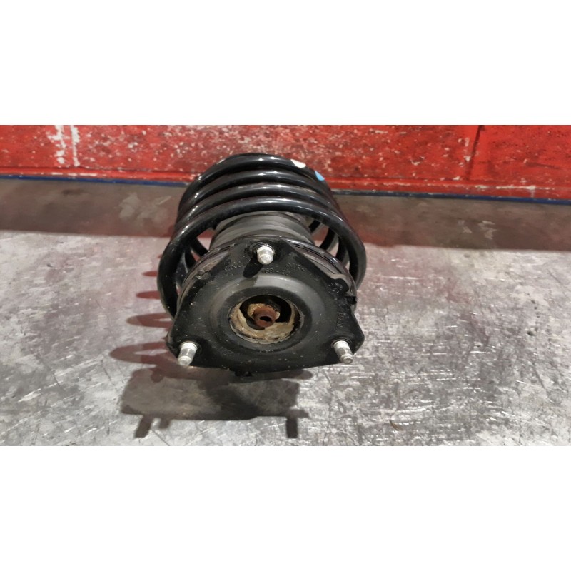 Recambio de amorti. delan. derecho para ford fiesta (cbk) sport | 10.04 - 12.08 sport | 10.04 - 12.08 referencia OEM IAM   