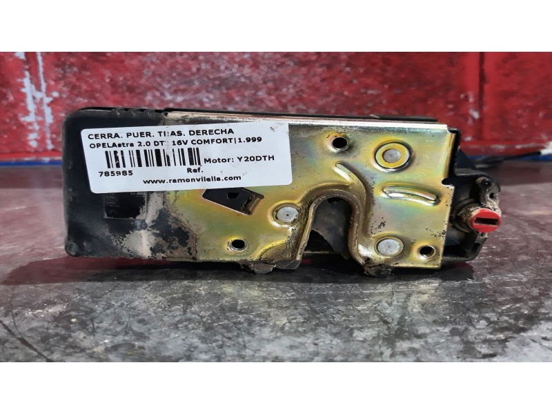 Recambio de cerra. puer. tras. derecha para opel astra 2.0 dti 16v comfort referencia OEM IAM    Recambio de cerra. puer. tras. derecha para opel astra 2.0 dti 16v comfort referencia OEM IAM