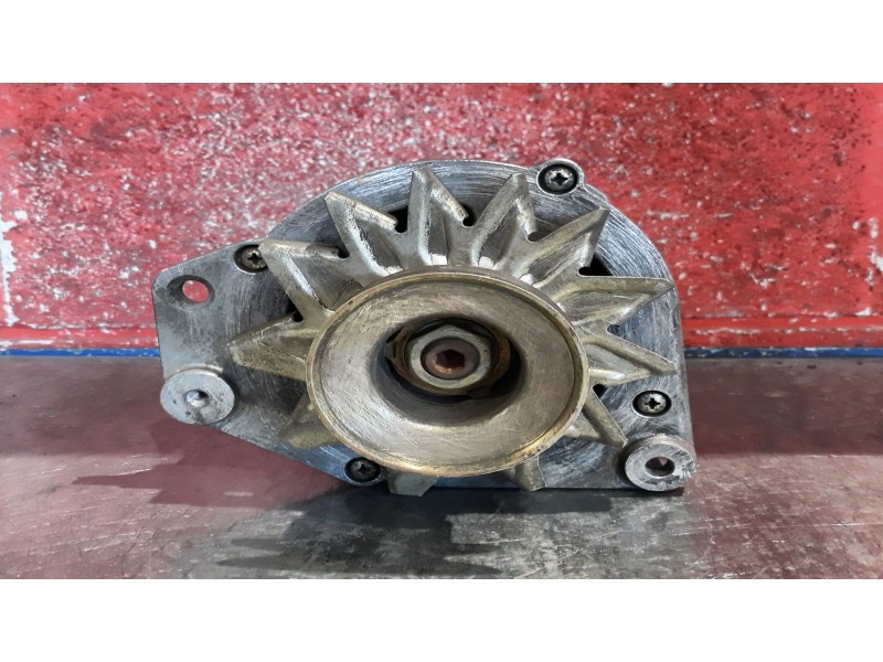 Recambio de alternador para volkswagen passat referencia OEM IAM 120469727729 026903015B 