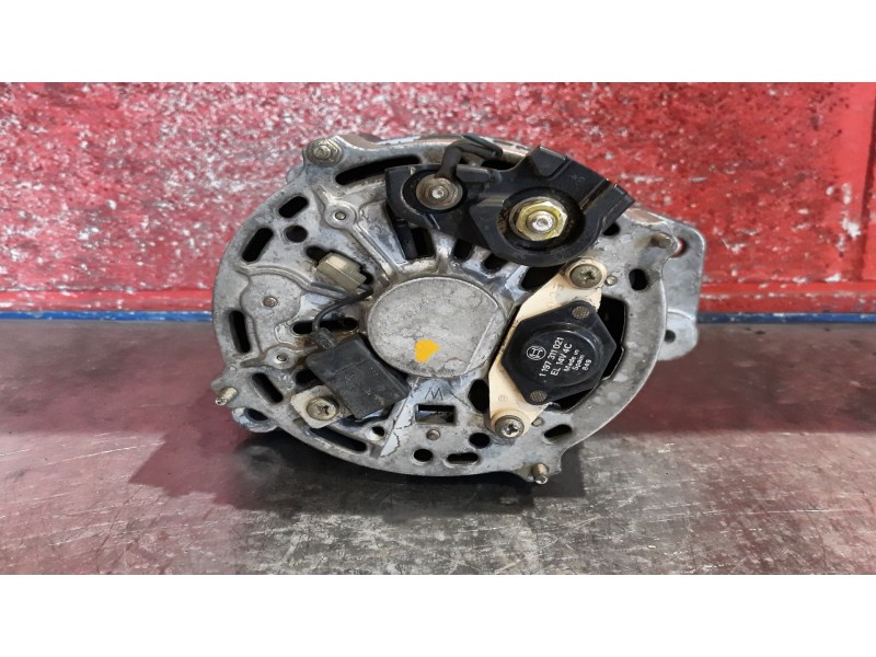 Recambio de alternador para volkswagen passat referencia OEM IAM 120469727729 026903015B 