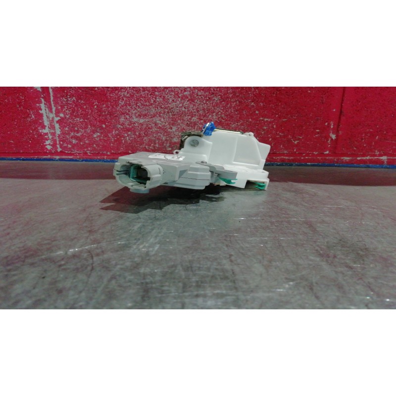 Recambio de cerra. puer. tras. derecha para nissan primera trav. (wp11) básico | 12.00 - ... básico | 12.00 - ... referencia OEM