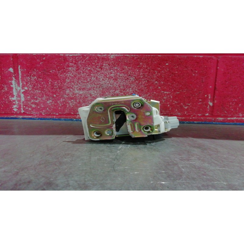 Recambio de cerra. puer. tras. derecha para nissan primera trav. (wp11) básico | 12.00 - ... básico | 12.00 - ... referencia OEM