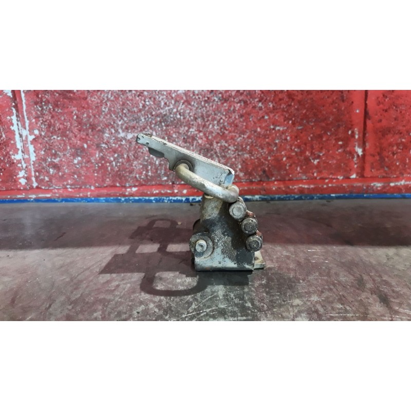 Recambio de bisagra puer. delantero derecha para seat toledo (1m2)  | 0.99 - 0.04  | 0.99 - 0.04 referencia OEM IAM   