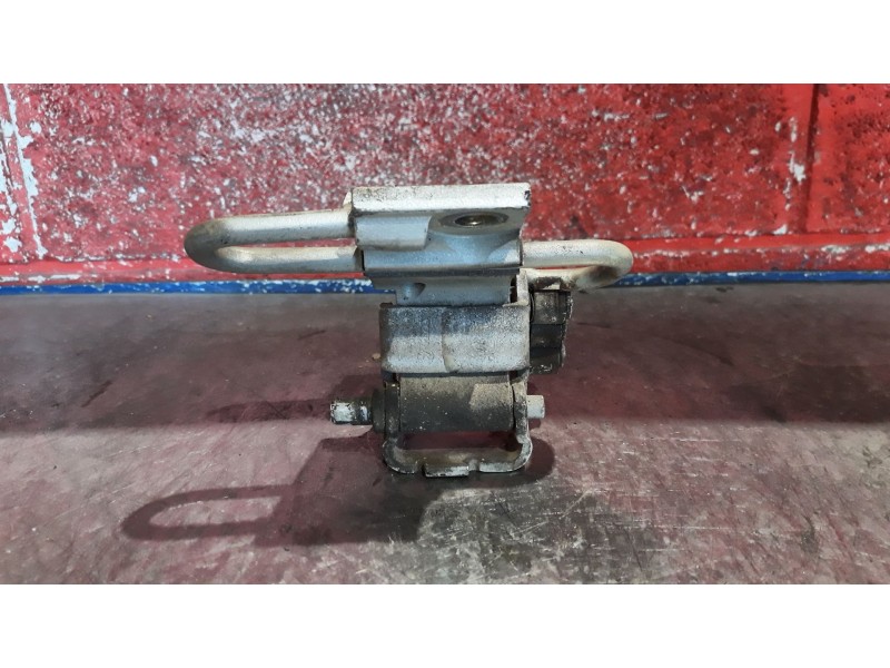 Recambio de bisagra puer. delantero derecha para seat toledo (1m2)  | 0.99 - 0.04  | 0.99 - 0.04 referencia OEM IAM   