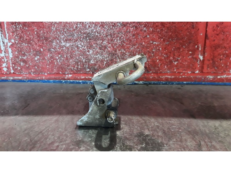 Recambio de bisagra puer. delantero derecha para seat toledo (1m2)  | 0.99 - 0.04  | 0.99 - 0.04 referencia OEM IAM   