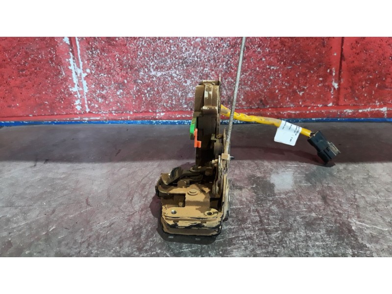 Recambio de cerra. puer. tras. izquierda para kia carnival 2.9 turbodiesel cat | 0.99 - ... 2.9 turbodiesel cat | 0.99 - ... ref