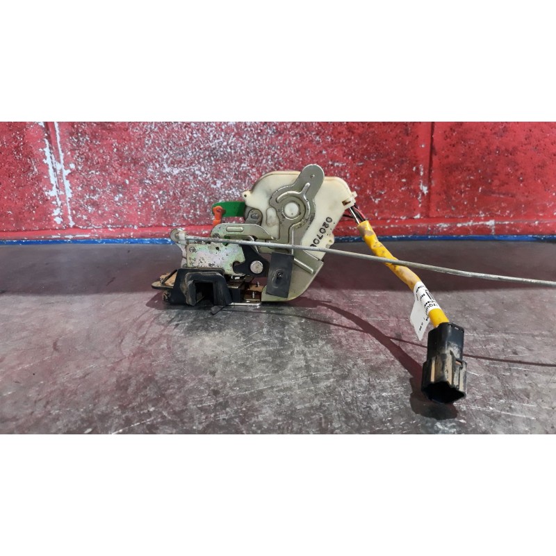 Recambio de cerra. puer. tras. izquierda para kia carnival 2.9 turbodiesel cat | 0.99 - ... 2.9 turbodiesel cat | 0.99 - ... ref