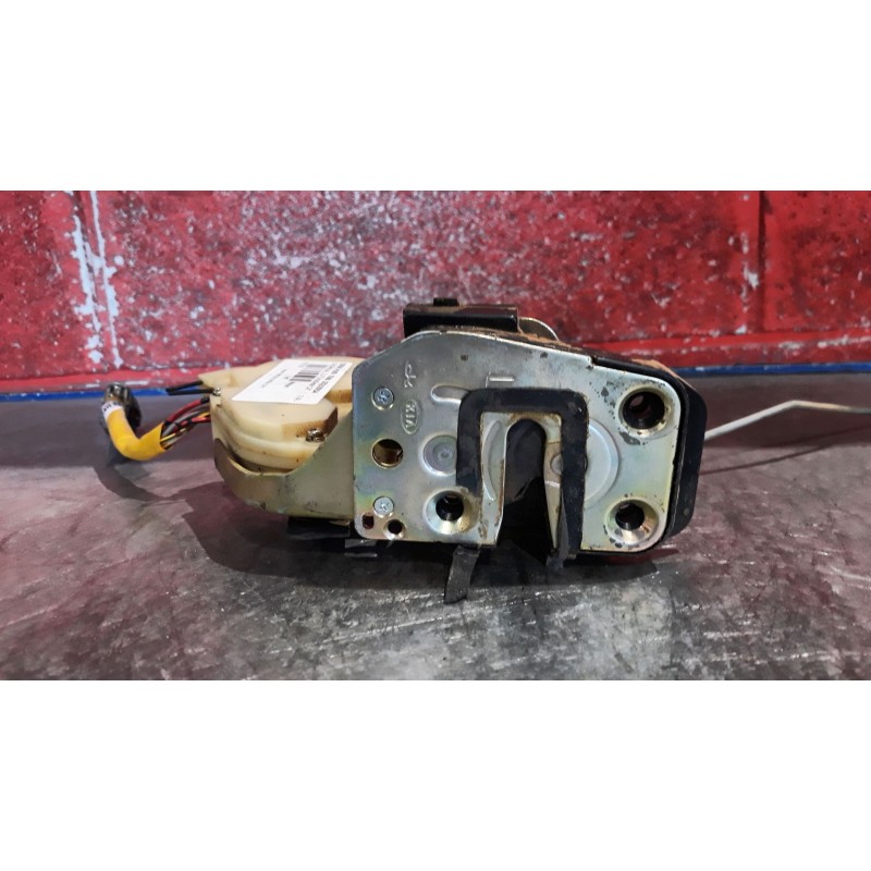 Recambio de cerra. puer. tras. izquierda para kia carnival 2.9 turbodiesel cat | 0.99 - ... 2.9 turbodiesel cat | 0.99 - ... ref