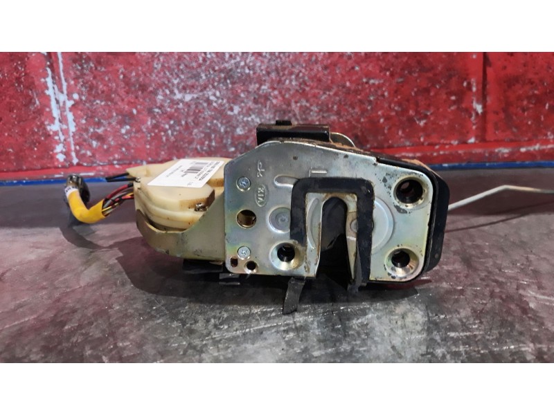 Recambio de cerra. puer. tras. izquierda para kia carnival 2.9 turbodiesel cat | 0.99 - ... 2.9 turbodiesel cat | 0.99 - ... ref