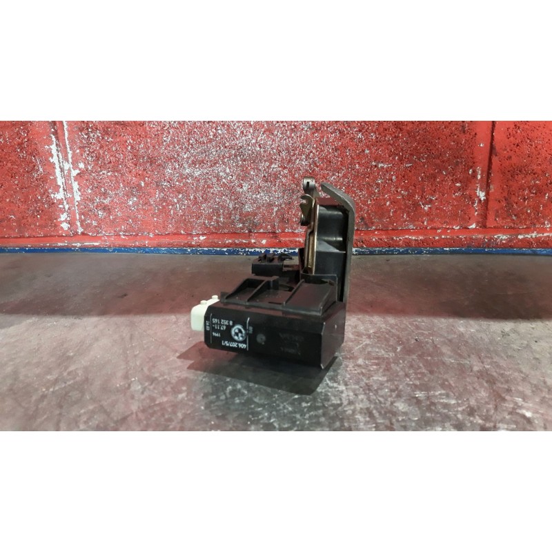 Recambio de cerra. puer. tras. derecha para bmw serie 5 berlina (e39)  | 0.95 - 0.03  | 0.95 - 0.03 referencia OEM IAM   