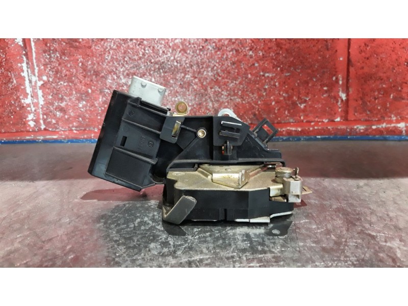 Recambio de cerra. puer. tras. derecha para bmw serie 5 berlina (e39)  | 0.95 - 0.03  | 0.95 - 0.03 referencia OEM IAM   