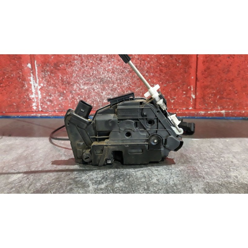 Recambio de cerra. puer. tras. izquierda para seat ibiza (6j5) 1.6 tdi | 0.08 - ... 1.6 tdi | 0.08 - ... referencia OEM IAM   