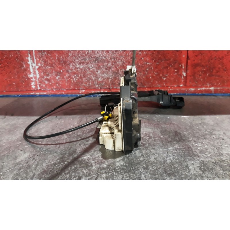 Recambio de cerra. puer. tras. izquierda para seat ibiza (6j5) 1.6 tdi | 0.08 - ... 1.6 tdi | 0.08 - ... referencia OEM IAM   