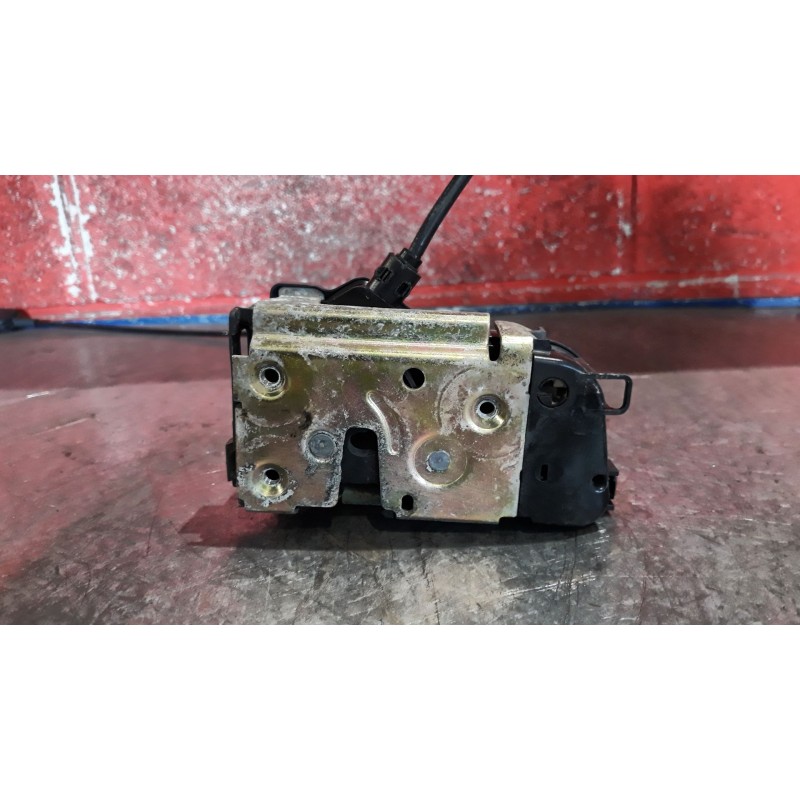 Recambio de cerra. puer. tras. izquierda para renault scenic ii 1.9 dci diesel | 0.03 - ... 1.9 dci diesel | 0.03 - ... referenc
