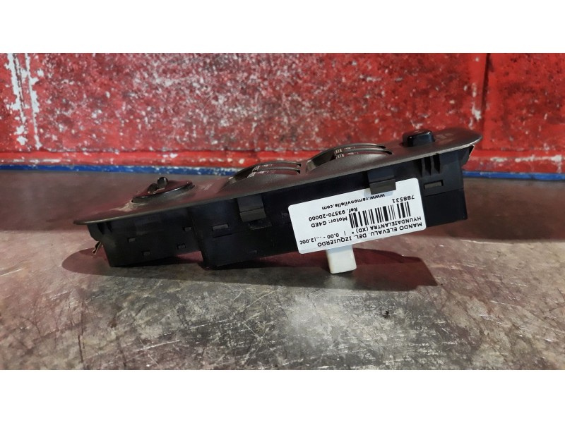 Recambio de mando elevalu. delantero izquierdo para hyundai elantra (xd)  | 0.00 - ...  | 0.00 - ... referencia OEM IAM 935702D0
