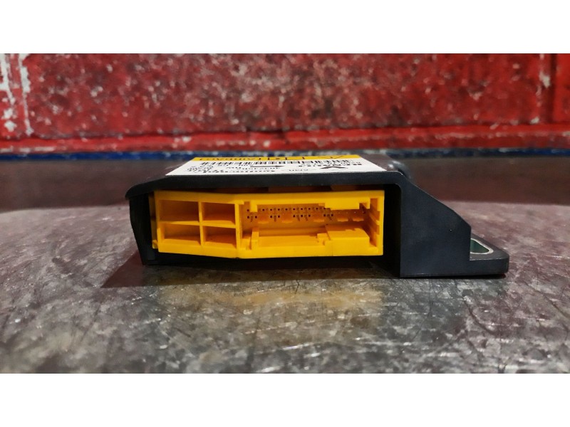Recambio de centralita airbag para dacia logan  | 0.05 - ...  | 0.05 - ... referencia OEM IAM 8200702322 403245B2 