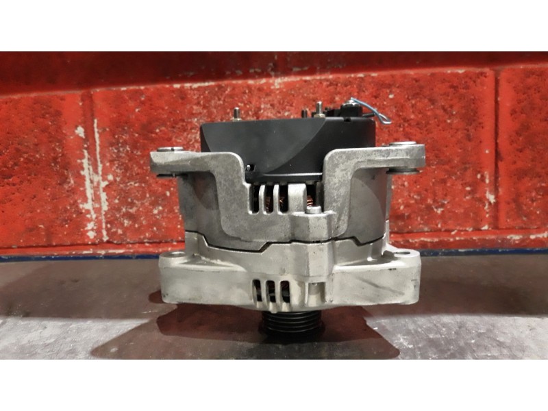 Recambio de alternador para opel vectra b berlina 2.0 dti | 0.95 - ... 2.0 dti | 0.95 - ... referencia OEM IAM 0986041330  