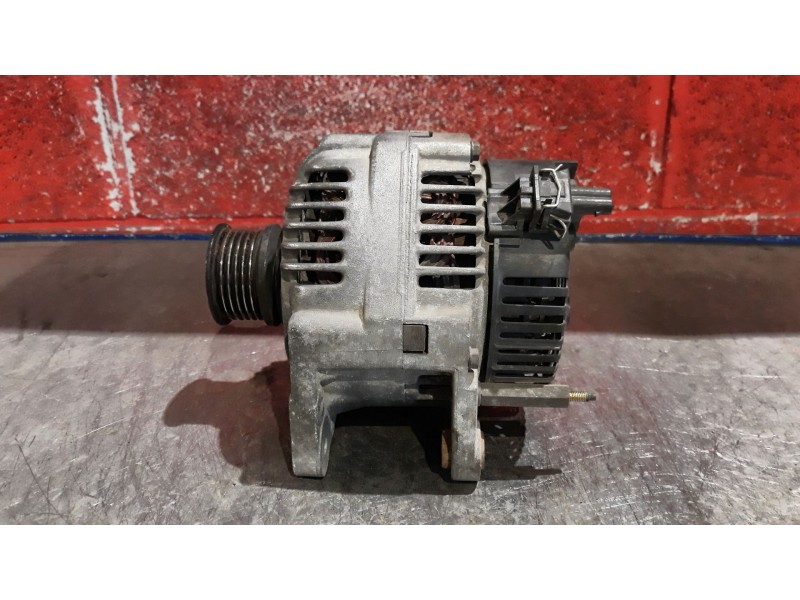 Recambio de alternador para volkswagen golf iii berlina (1h1) 1.6 | 0.91 - ... 1.6 | 0.91 - ... referencia OEM IAM A13VI124  