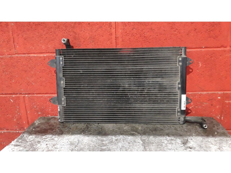 Recambio de conden. radia. aire acondicio. para volkswagen golf iii berlina (1h1) 1.6 | 0.91 - ... 1.6 | 0.91 - ... referencia O