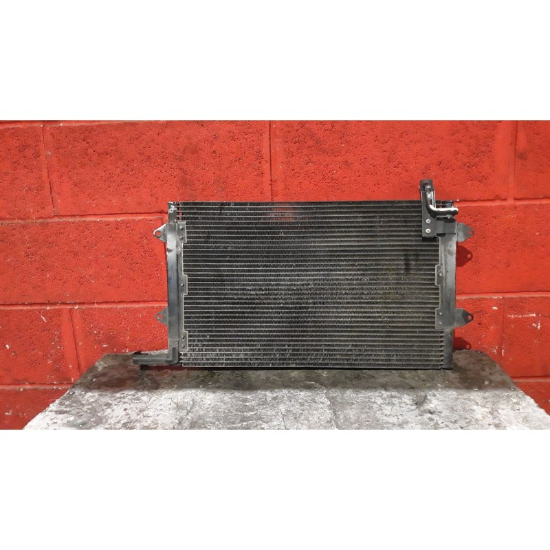 Recambio de conden. radia. aire acondicio. para volkswagen golf iii berlina (1h1) 1.6 | 0.91 - ... 1.6 | 0.91 - ... referencia O