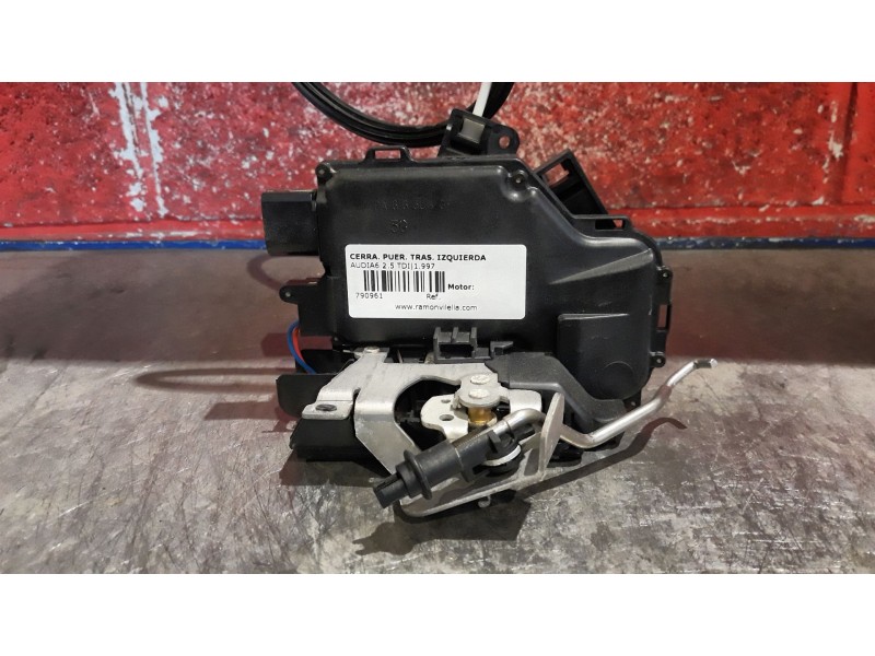 Recambio de cerra. puer. tras. izquierda para audi a6 2.5 tdi referencia OEM IAM    Recambio de cerra. puer. tras. izquierda para audi a6 2.5 tdi referencia OEM IAM