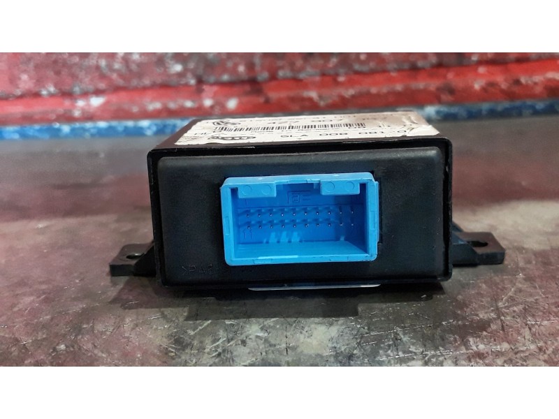 Recambio de centralita faros xenon para audi a6 2.5 tdi referencia OEM IAM 4Z7907357 5LA00808107  Recambio de centralita faros xenon para audi a6 2.5 tdi referencia OEM IAM 4Z7907357 5LA00808107