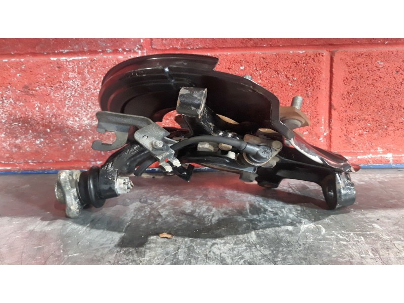 Recambio de mangueta delantero izquierda para mitsubishi montero (v60/v70)  | 0.00 - 0.06  | 0.00 - 0.06 referencia OEM IAM   