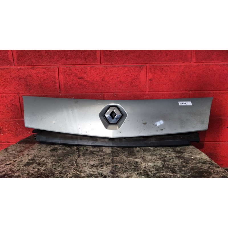 Recambio de rejilla delantera para renault kangoo 1.5 dci diesel | 0.08 - ... 1.5 dci diesel | 0.08 - ... referencia OEM IAM   