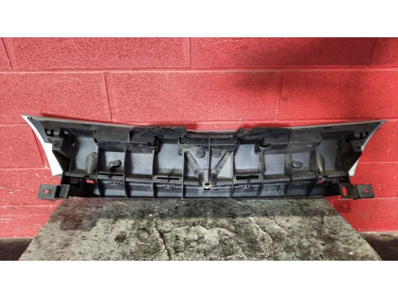 Recambio de rejilla delantera para renault kangoo 1.5 dci diesel | 0.08 - ... 1.5 dci diesel | 0.08 - ... referencia OEM IAM   
