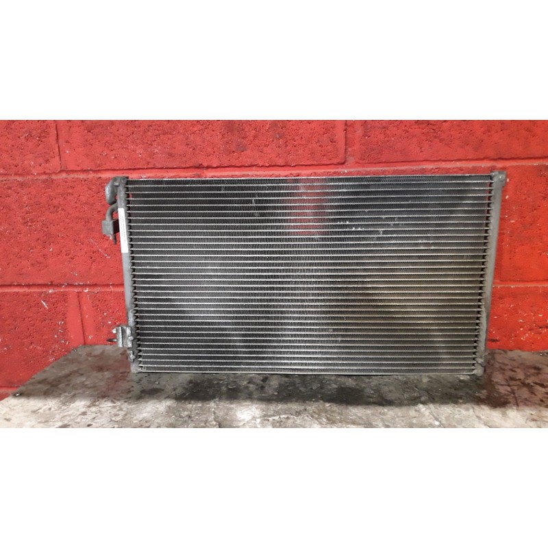 Recambio de condensador radiador aire acondicionado para peugeot 106 (s1) 1.1 | 0.91 - ... 1.1 | 0.91 - ... referencia OEM IAM  