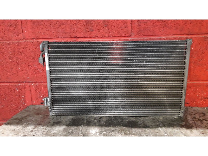 Recambio de condensador radiador aire acondicionado para peugeot 106 (s1) 1.1 | 0.91 - ... 1.1 | 0.91 - ... referencia OEM IAM  