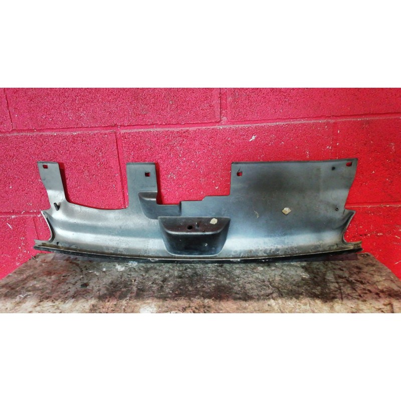 Recambio de rejilla delantera para peugeot 306 berlina 3/4/5 puertas (s2) boulebard | 12.97 - 12.99 boulebard | 12.97 - 12.99 re
