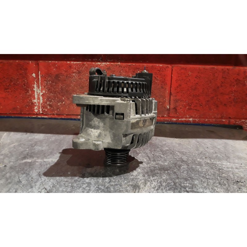 Recambio de alternador para volkswagen polo berlina (6n1) 1.6 | 0.94 - ... 1.6 | 0.94 - ... referencia OEM IAM A13VI124  