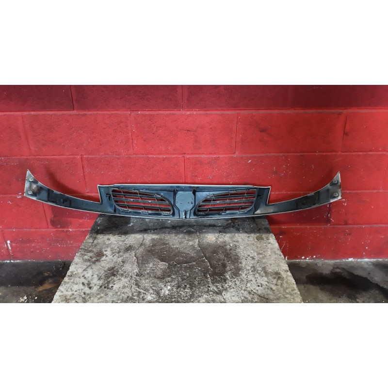 Recambio de rejilla delantera para nissan kubistar (x76) 1.5 dci turbodiesel cat | 0.03 - ... 1.5 dci turbodiesel cat | 0.03 - .