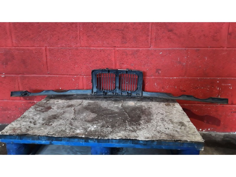 Recambio de rejilla delantera para bmw serie 5 berlina (e34) 525i (125kw) | 0.88 - ... 525i (125kw) | 0.88 - ... referencia OEM 