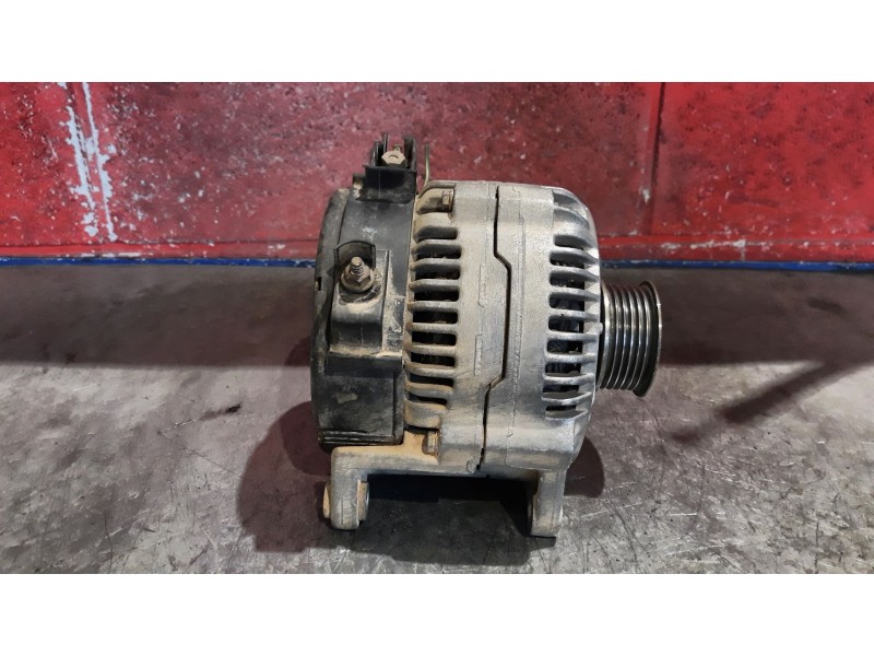 Recambio de alternador para ford mondeo berlina/familiar (fd) 1.8 16v cat | 0.93 - ... 1.8 16v cat | 0.93 - ... referencia OEM I