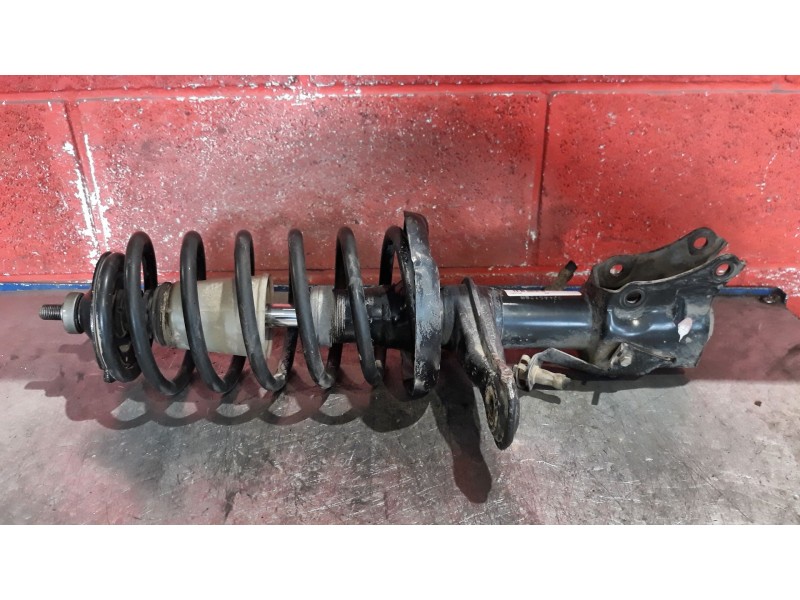 Recambio de amortiguador delantero derecho para audi 90 90 2.0 e referencia OEM IAM    Recambio de amortiguador delantero derecho para audi 90 90 2.0 e referencia OEM IAM