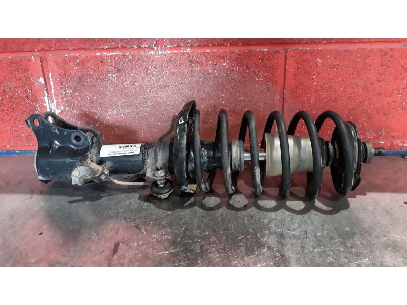 Recambio de amortiguador delantero derecho para audi 90 90 2.0 e referencia OEM IAM    Recambio de amortiguador delantero derecho para audi 90 90 2.0 e referencia OEM IAM