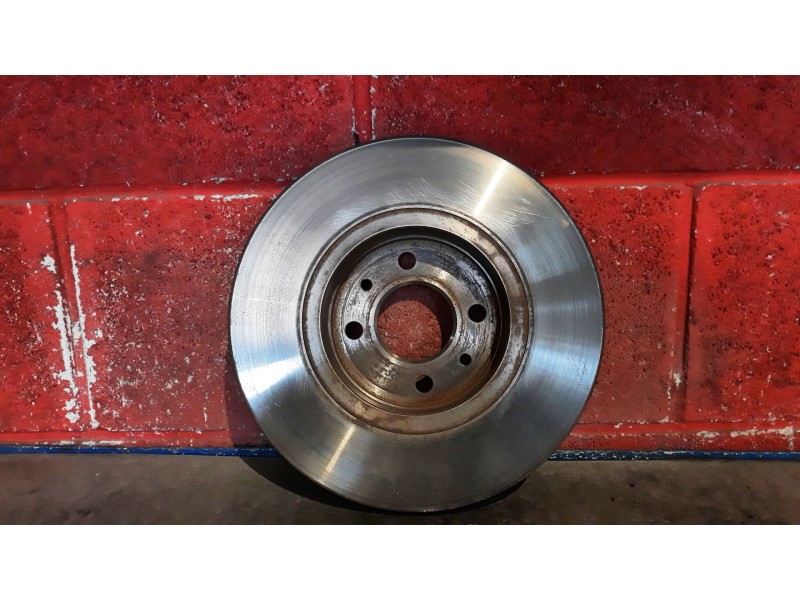 Recambio de disco freno delantero para renault megane ii classic berlina  | 0.03 - ...  | 0.03 - ... referencia OEM IAM   