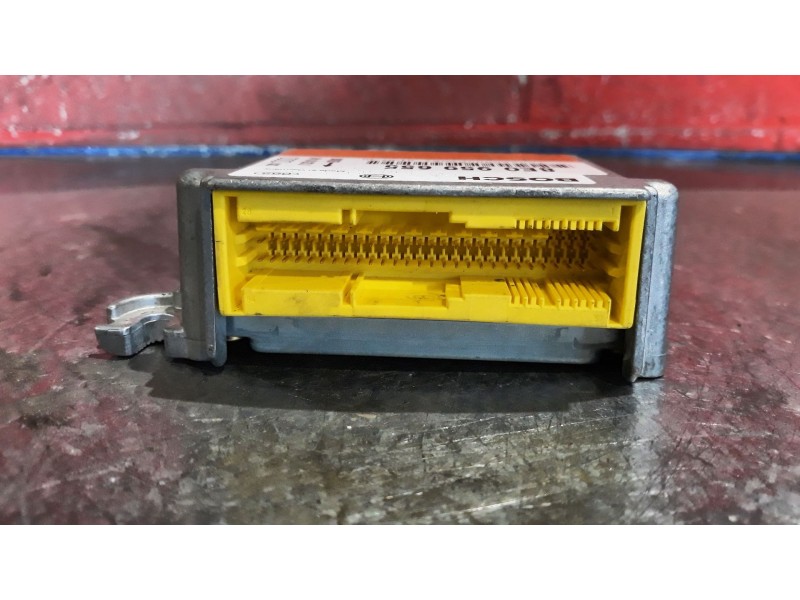 Recambio de centralita airbag para audi a4 berlina (8e) 2.0 | 12.00 - 12.04 2.0 | 12.00 - 12.04 referencia OEM IAM 8E0959655 028
