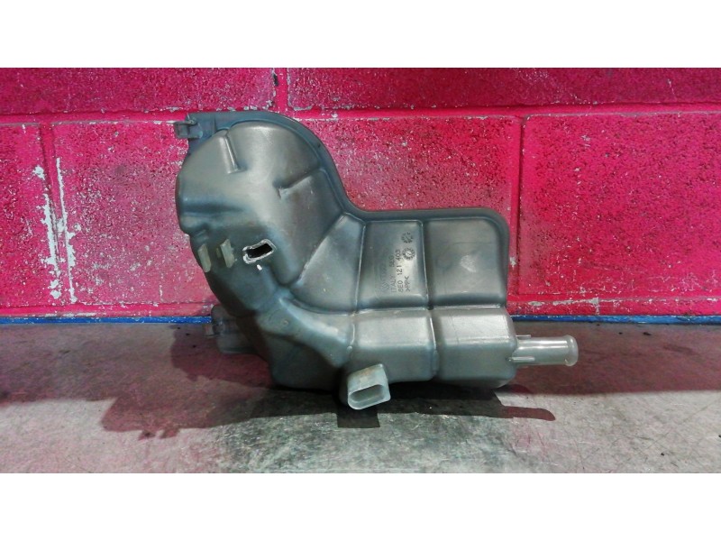 Recambio de deposito expansion para audi a4 berlina (8e) 2.0 | 12.00 - 12.04 2.0 | 12.00 - 12.04 referencia OEM IAM   