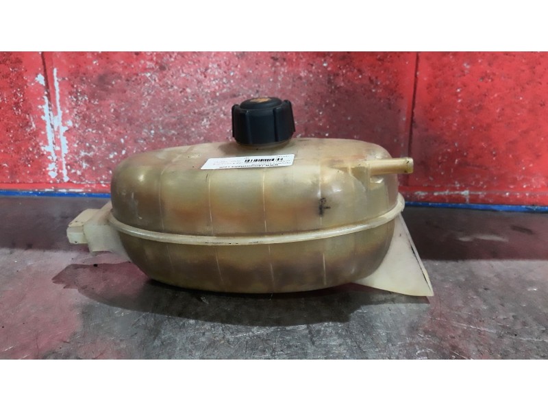 Recambio de deposito expansion para renault trafic combi (ab 4.01) 6 - plazas (l2h1) acristalado parcial 2,9t combi largo refere