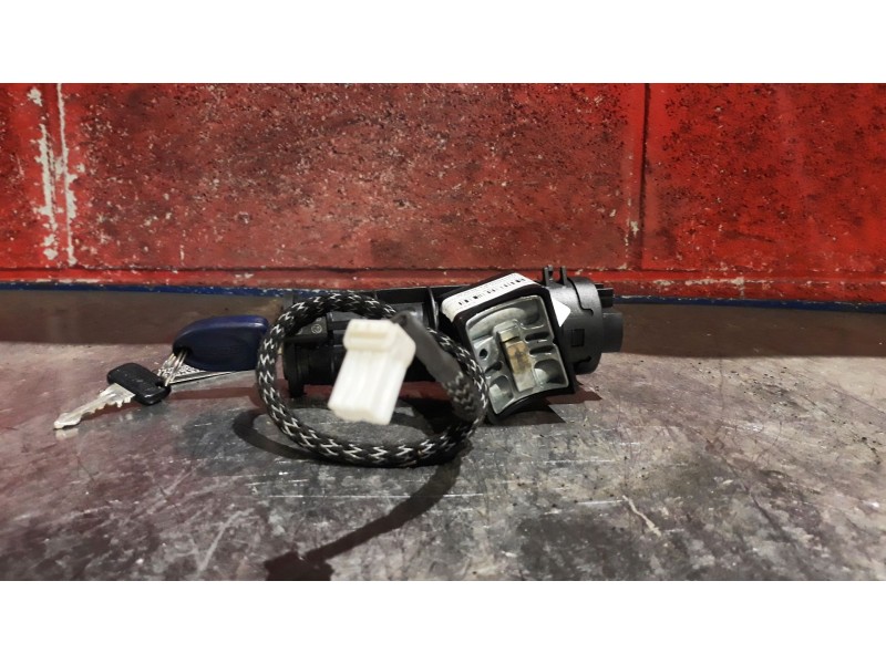 Recambio de conmutador de arranque para fiat punto berl. (176) 55 s referencia OEM IAM   