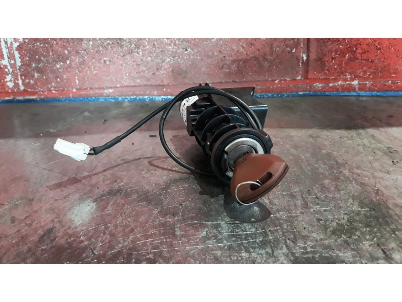 Recambio de conmutador de arranque para lancia y10 y10 1.0 fila referencia OEM IAM    Recambio de conmutador de arranque para lancia y10 y10 1.0 fila referencia OEM IAM