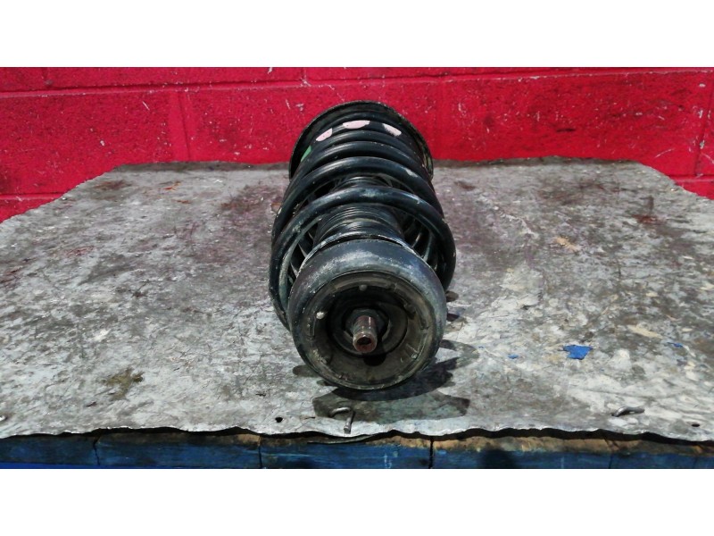 Recambio de amortiguador delantero derecho para volkswagen golf 1.9 tdi conceptline referencia OEM IAM    Recambio de amortiguador delantero derecho para volkswagen golf 1.9 tdi conceptline referencia OEM IAM