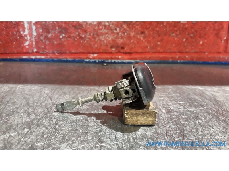 Recambio de maneta exte. delantero derecha para volkswagen polo referencia OEM IAM   