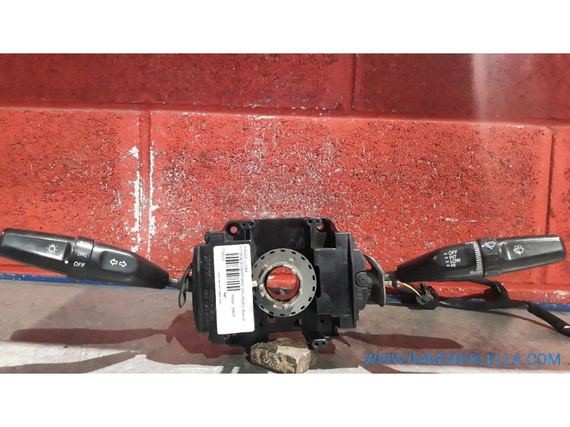 Recambio de mando luces para mitsubishi santamo (hyundai) básico | 0.99 - ... básico | 0.99 - ... referencia OEM IAM    Recambio de mando luces para mitsubishi santamo (hyundai) básico | 0.99 - ... básico | 0.99 - ... referencia OEM IAM