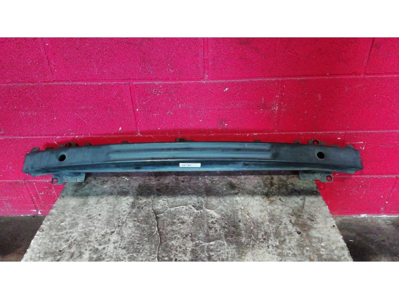 Recambio de refuerzo paragolpes delantero para volkswagen polo referencia OEM IAM    Recambio de refuerzo paragolpes delantero para volkswagen polo referencia OEM IAM