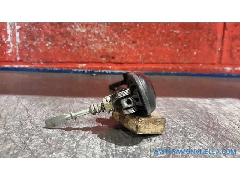 Recambio de maneta exte. delantero izquierda para volkswagen polo referencia OEM IAM   